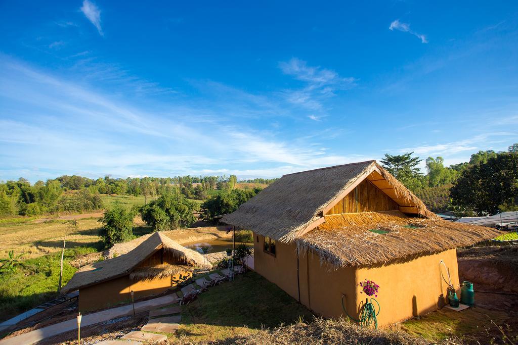Uncle Tom'S Cabin At Khaokho Кхао-Кхо Экстерьер фото